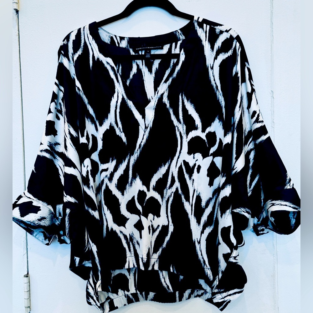 White House Black Market top